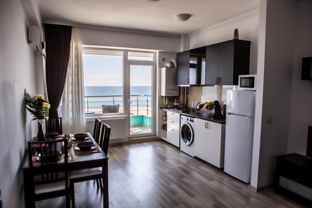 Oasis By The Sea - Summerland Apartment Mamaia Exterior foto